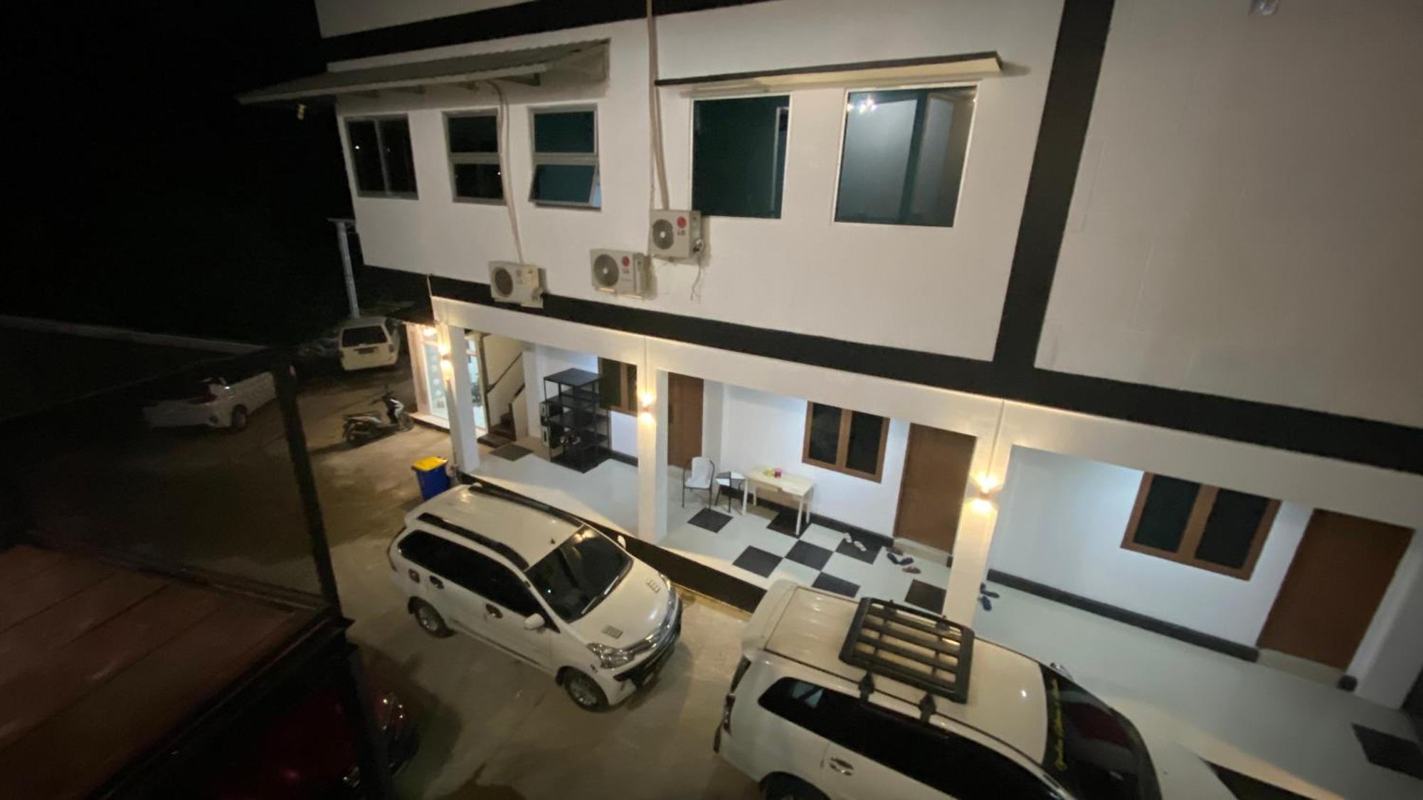 Emweka 2* Balikpapan (Borneo)